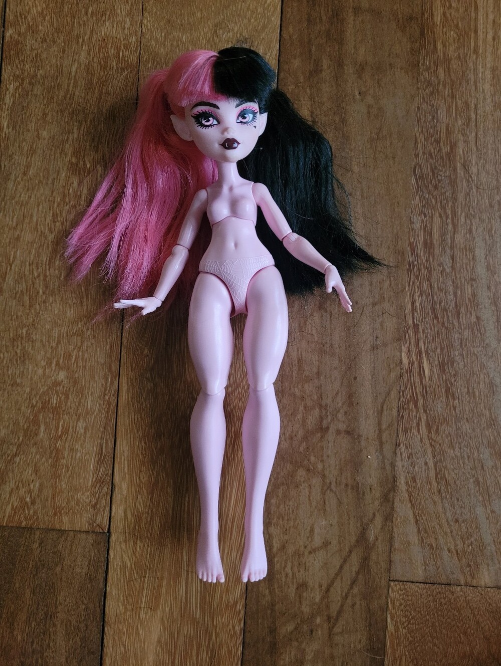 Draculaura Doll For Play Or Parts